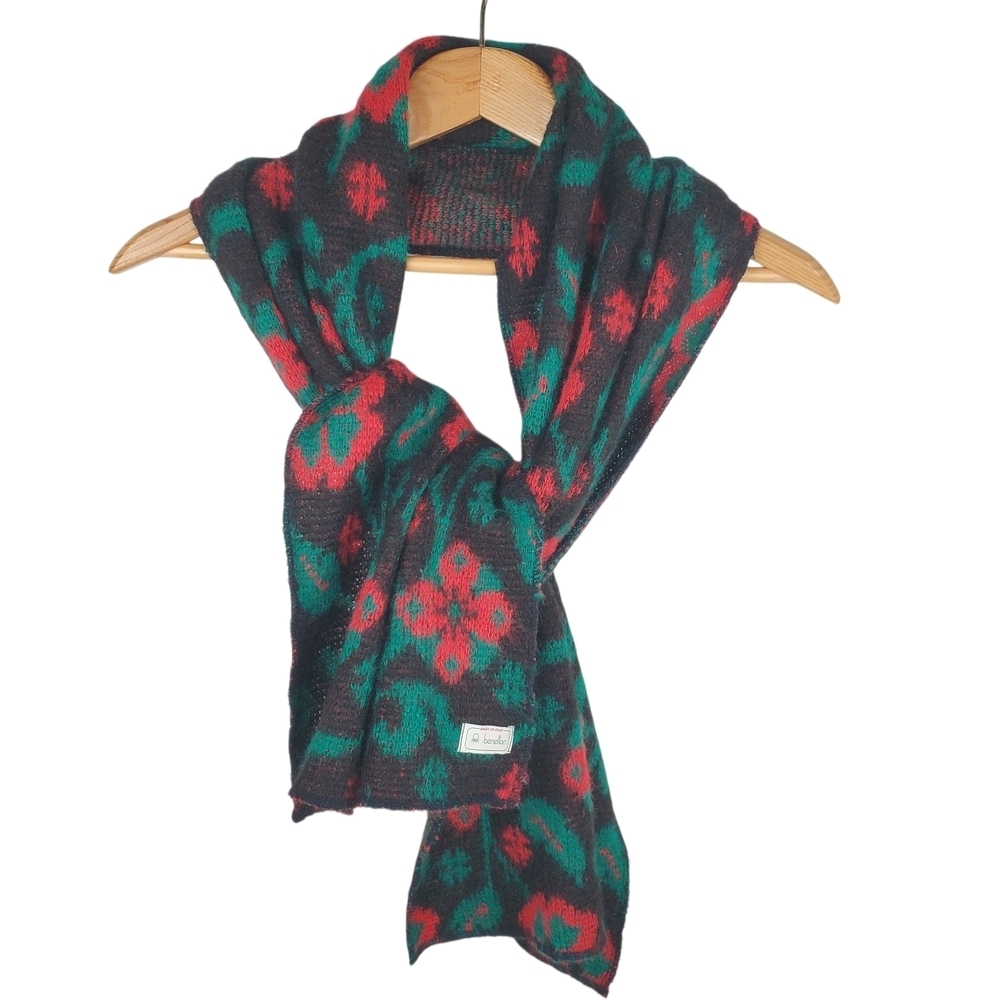 Vntg 80s United Colors Of Benetton Red and Green Patterned Scarf. Made In Italy